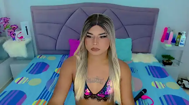 party duo trans online show from March 2025 08:54:01 PM