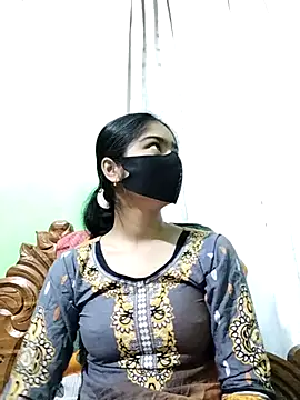 Arisha- online show from February 2025 12:49:01 AM