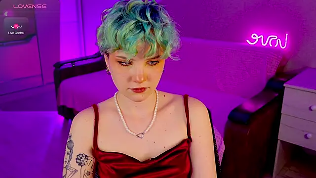 School Love online show from January 2025 04:17:01 PM