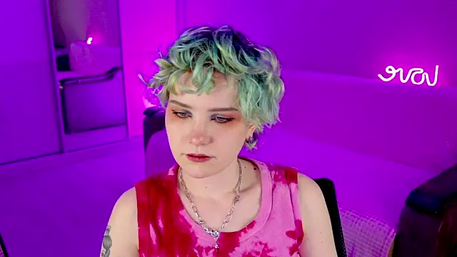 School Love online show from February 2025 04:20:02 PM