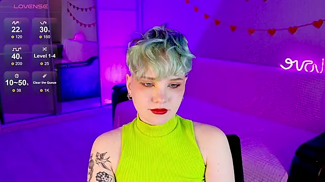 School Love online show from March 2025 04:09:01 PM