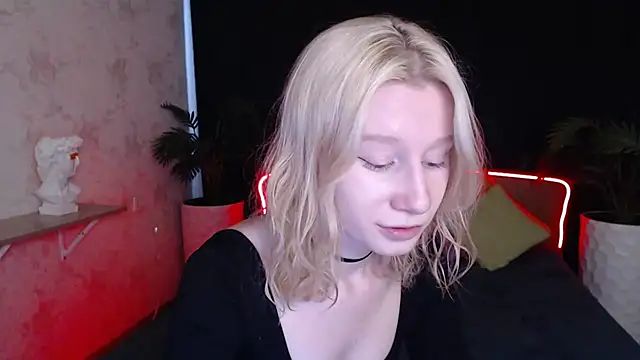 EnigmaSee online show from October 2025 08:32:01 AM