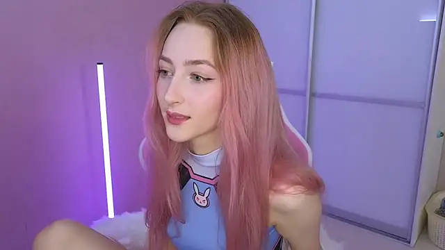 MichaDenver online show from December 2024 08:51:02 AM