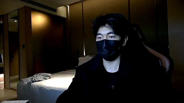 wuzhimao0207 online show from August 2026 12:59:02 PM