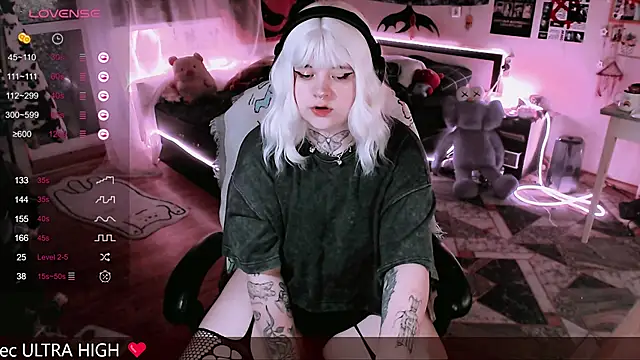 noori  hope online show from February 2025 09:59:01 PM