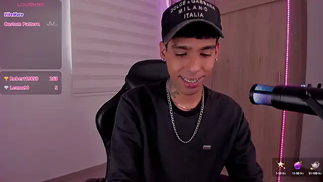 aldrinwhite online show from January 2025 07:53:01 PM