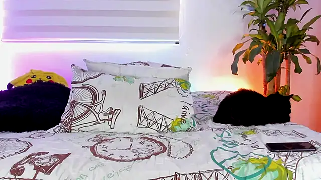 aldrinwhite online show from September 2025 02:10:01 PM