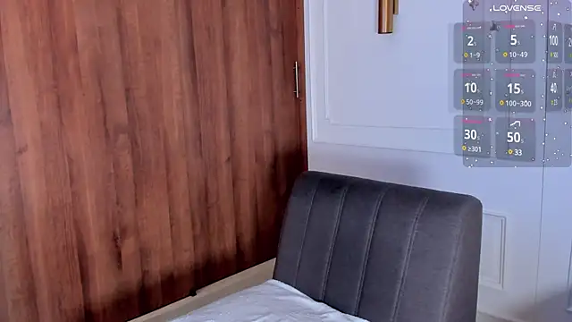 Chrishell  online show from December 2024 11:25:01 PM