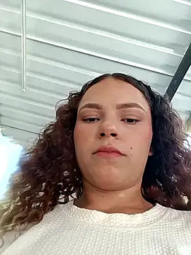 Mommy-Hot online show from February 2025 08:27:02 PM