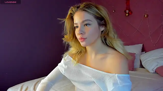 Anna Robinson online show from January 2025 01:06:01 AM