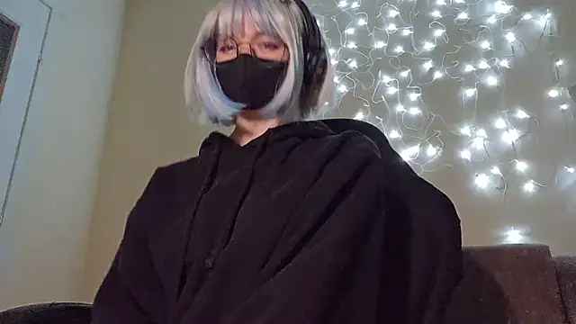 Snapshot of DanaWard chatting on September 2025 09:48:01 PM DanaWard online show from September 2025 09:48:01 PM