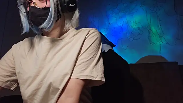 Snapshot of DanaWard chatting on November 2025 09:46:02 PM DanaWard online show from November 2025 09:46:02 PM