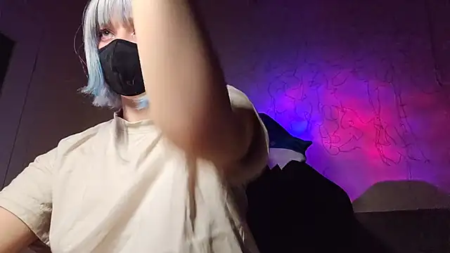 Snapshot of DanaWard chatting on November 2025 10:01:01 PM DanaWard online show from November 2025 10:01:01 PM