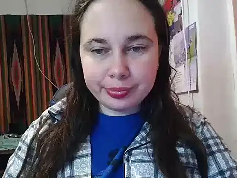 Cora Maro online show from October 2025 02:00:01 AM