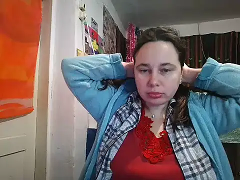 Cora Maro online show from November 2025 02:00:01 AM