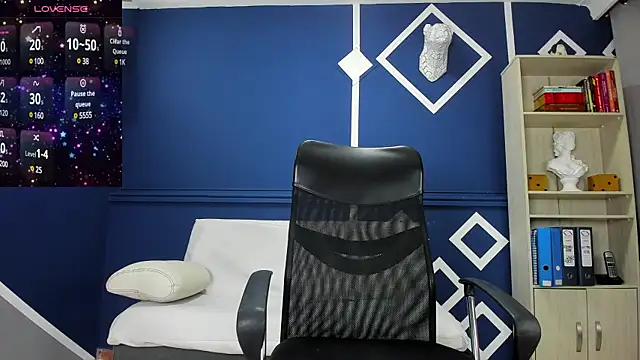 charolbruce 1 online show from March 2025 12:12:01 PM