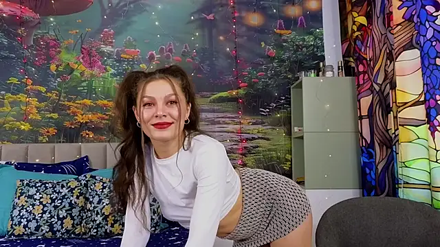 MadameDeFeu online show from February 2025 08:31:02 AM