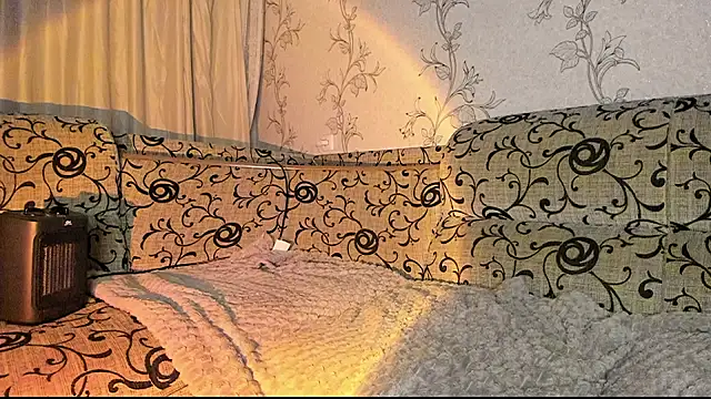 Snapshot of insanely-sweet chatting on January 2025 08:21:01 PM insanely-sweet online show from January 2025 08:21:01 PM