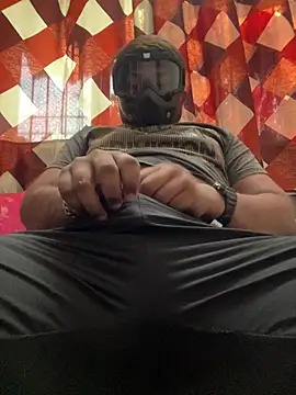 mr AV online show from February 2025 11:30:01 AM