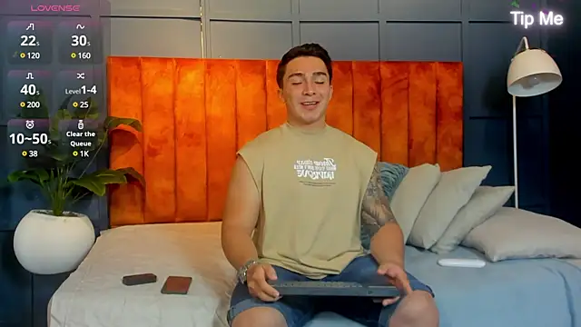 Ryan Hunt online show from January 2025 07:17:01 AM