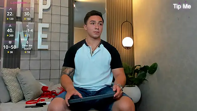 Ryan Hunt online show from February 2025 06:32:02 PM