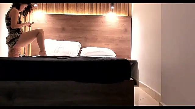 LorenRosse online show from March 2026 02:28:02 AM