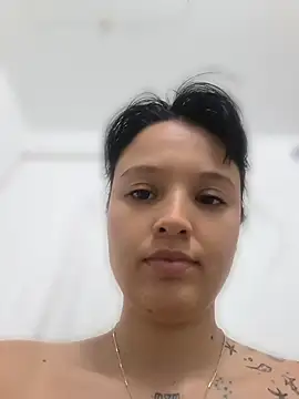 Snapshot of LorenRosse chatting on July 2026 10:11:01 PM LorenRosse online show from July 2026 10:11:01 PM