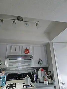 DevilDahm online show from November 2025 08:27:02 PM