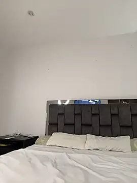 Sthef Castle online show from March 2026 12:10:01 PM