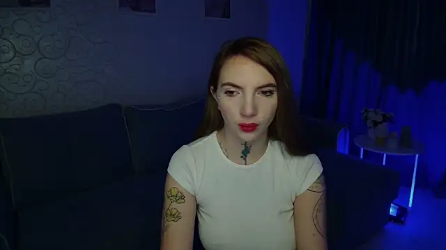 AnneTenet online show from November 2025 09:13:02 AM