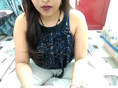 aarushi sharmaa online show from February 2025 01:32:01 AM