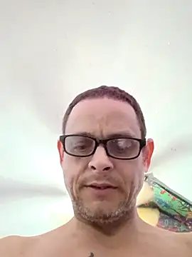 Buffshagswell online show from November 2025 08:22:02 PM