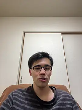 ryusei18570 online show from March 2025 01:37:01 PM