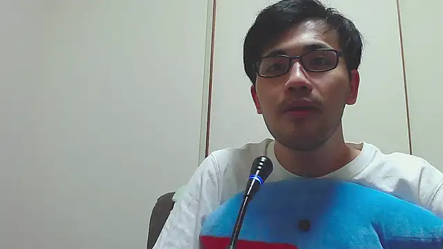 ryusei18570 online show from September 2025 01:55:01 PM