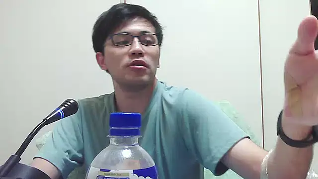 ryusei18570 online show from September 2025 03:12:02 PM