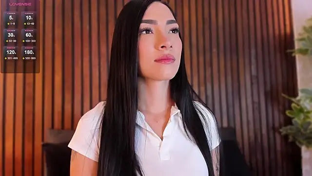 Jennmiiller  online show from February 2025 12:11:01 PM