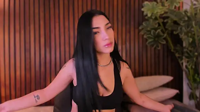 Jennmiiller  online show from September 2025 11:55:02 AM