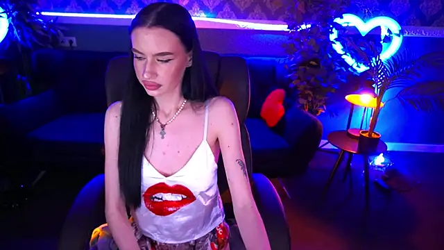 Snow WhiteeeX online show from February 2025 10:49:02 PM