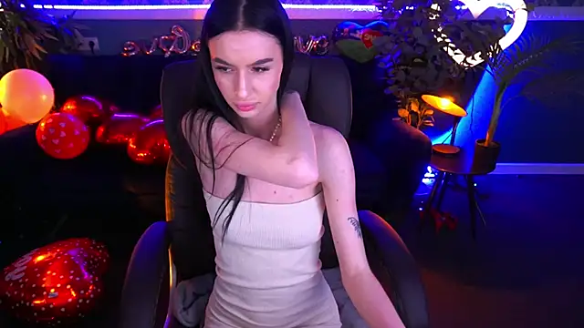 Snow WhiteeeX online show from February 2025 06:10:02 PM