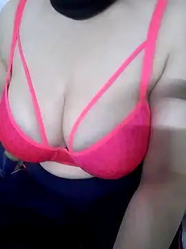 Snapshot of Ghazal_Arab21 chatting on March 2025 10:15:02 PM Ghazal Arab21 online show from March 2025 10:15:02 PM