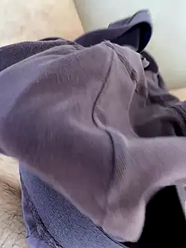 reelciii21 online show from September 2025 07:19:01 AM