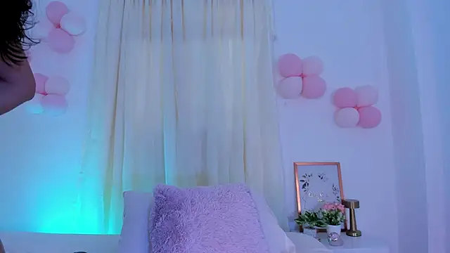 ninaht online show from March 2026 09:10:02 PM