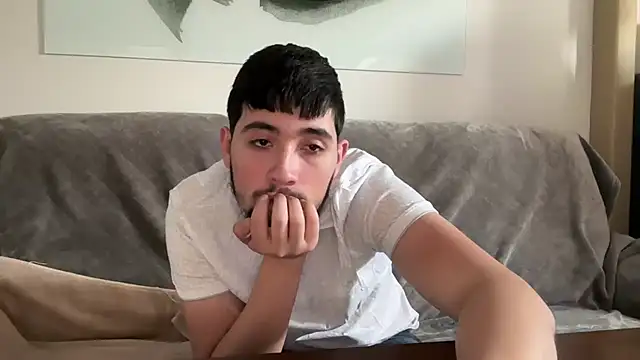 hornycollegestudenthung online show from February 2025 07:05:02 PM