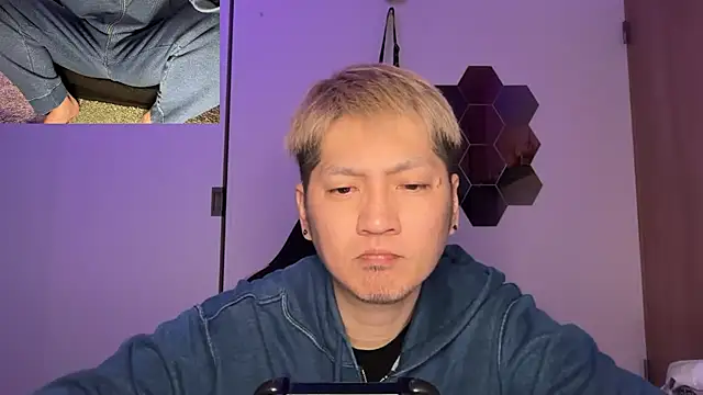 Snapshot of kensnb chatting on February 2026 11:17:01 AM kensnb online show from February 2026 11:17:01 AM