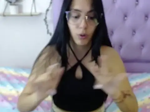 Freyja 01 online show from November 2025 09:31:01 PM