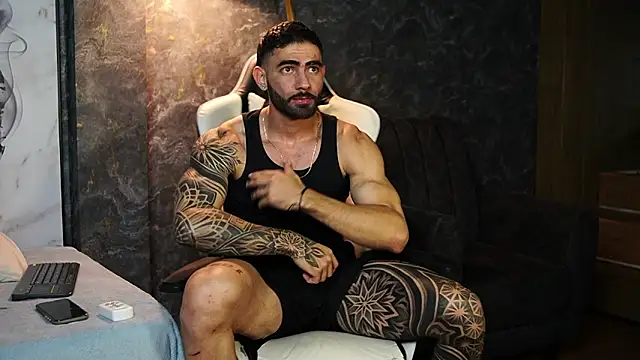 Snapshot of Austin_bolt chatting on February 2026 03:37:01 AM Austin bolt online show from February 2026 03:37:01 AM