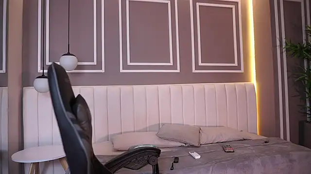 Snapshot of Austin_bolt chatting on February 2026 02:05:02 AM Austin bolt online show from February 2026 02:05:02 AM