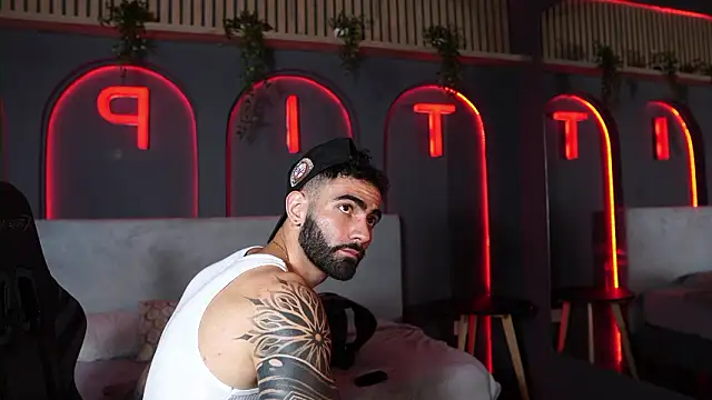 Snapshot of Austin_bolt chatting on February 2026 02:37:01 AM Austin bolt online show from February 2026 02:37:01 AM