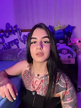 Snapshot of Alice_woodville chatting on July 2026 01:52:01 AM Alice woodville online show from July 2026 01:52:01 AM