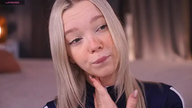  AlinaBailey online show from December 2025 08:01:02 AM